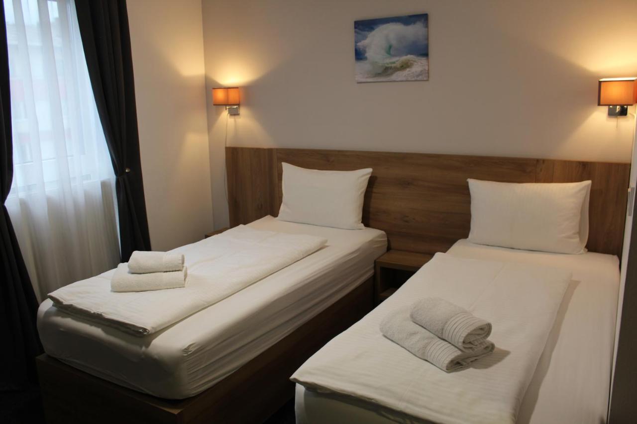 Hotel Kakanj 外观 照片