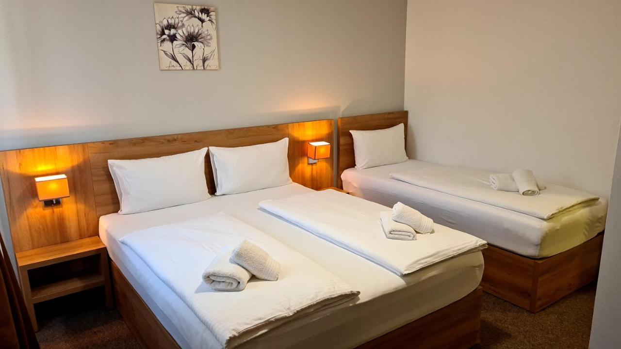 Hotel Kakanj 外观 照片